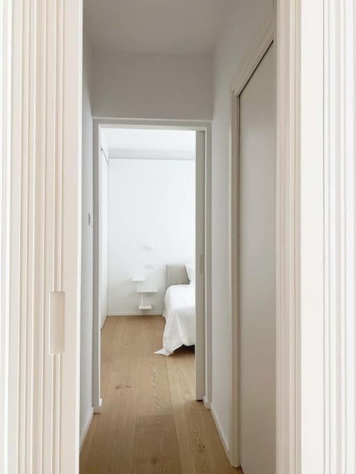 The Window On The Theatre And The Cathedral - Luxury Appartement